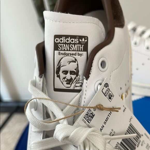 Adidas White and Brown Sneakers Classic Design - Picture 3 of 6